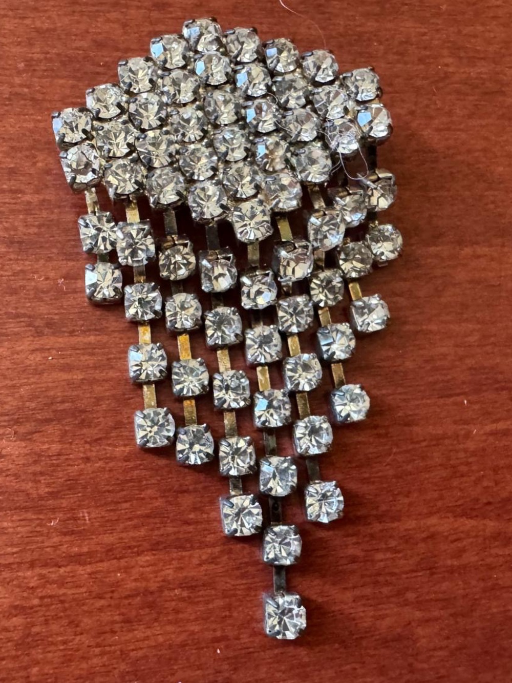 VTG Cascading Tiered Rhinestone Waterfall Brooch Pin Pyramid Mesh Glam